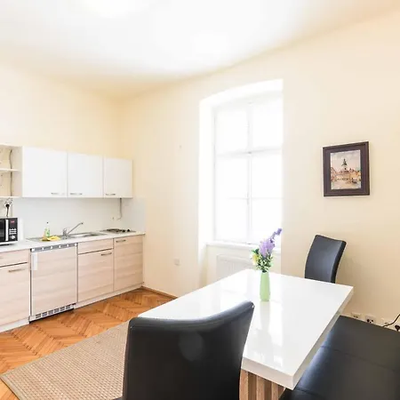 Klangturm Im Zentrum * سانت بولتن